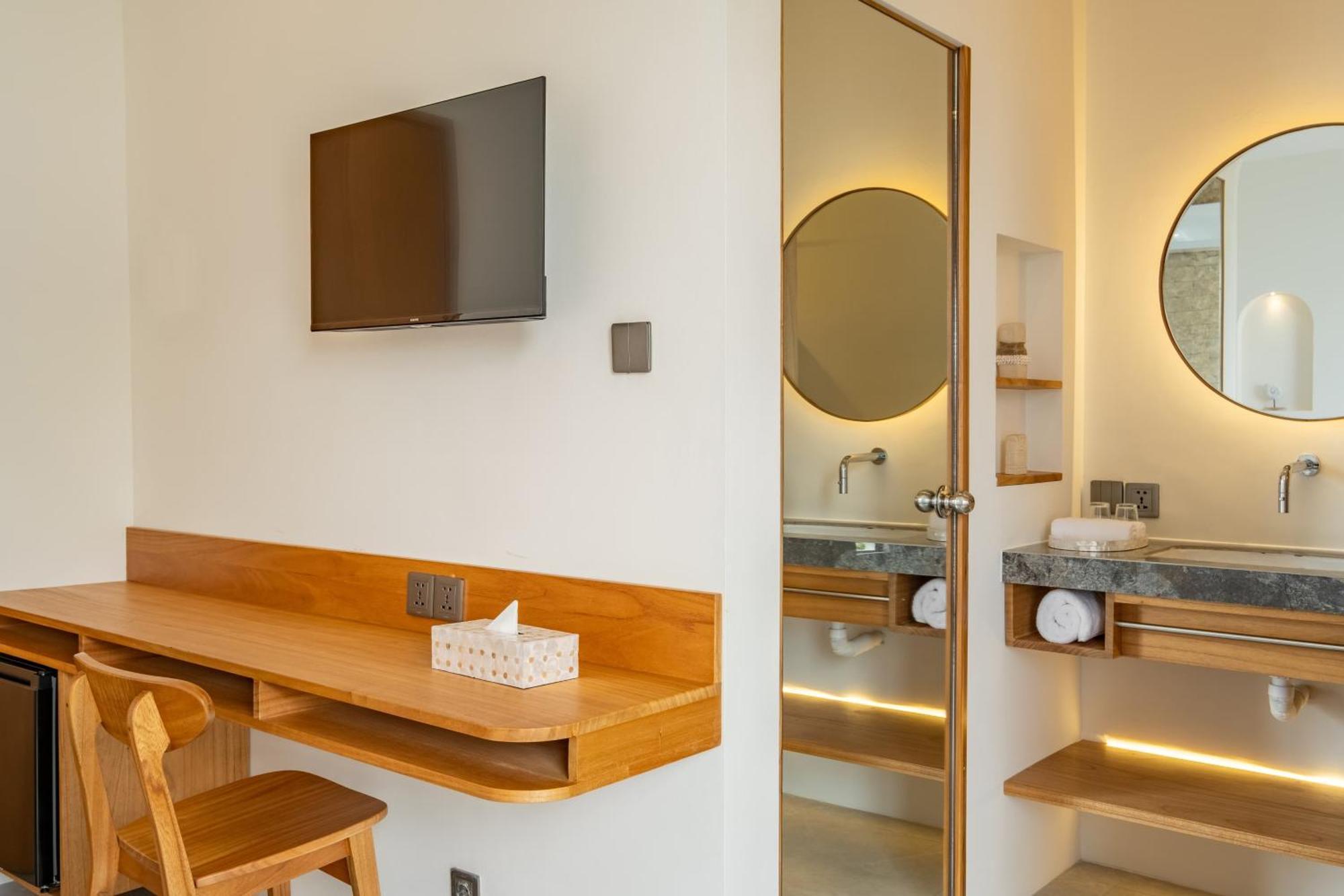 Mysa Boutique Hotel Seminyak Exteriör bild